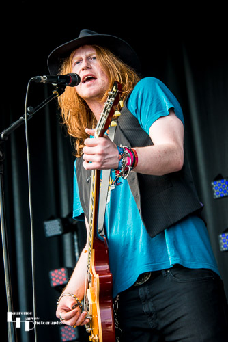 Blackwater Conspiracy: Brian Mallon on guitar (& backing vocals)