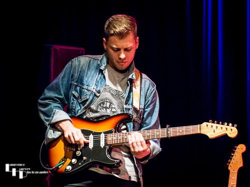 Mark Goudswaard on guitar