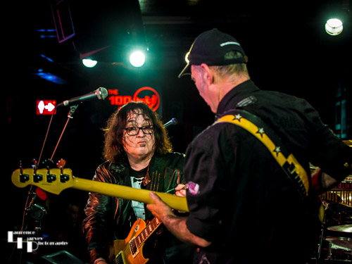 Big Gilson on vocals & guitar, Derek White on bass