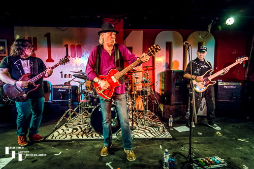 Big Gilson & Blues Dynamite with guest Del Bromham on stage at The 100 Club