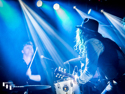 Daniel ‘Seeks’ Seekings on rhythm guitar & George Drewry on drums