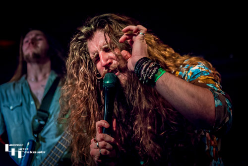 Stevie Westwood on vocals