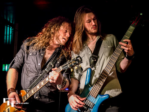 Daniel 'Seeks' Seekings on rhythm guitar & Michael Bailey on bass
