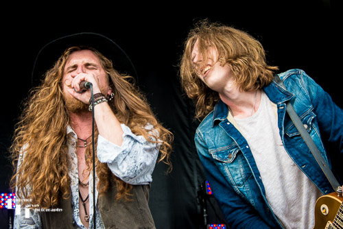 Bad Touch: Stevie Westwood on vocals & Rob Glendinning on lead guitar
