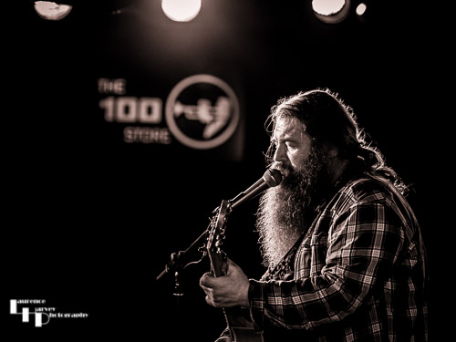 Christy O'Hanlon on vocals & guitar