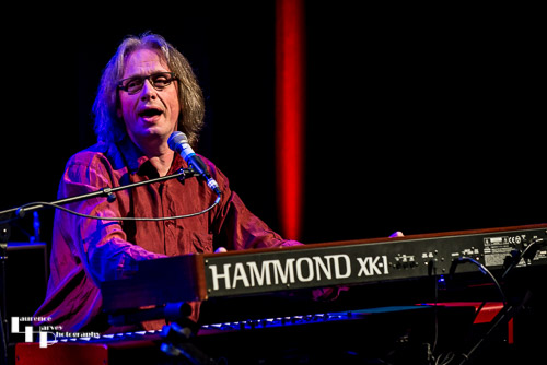 Paul Long on keyboards and vocals