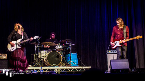 Chantel McGregor & her band on stage at Harpenden Public Halls