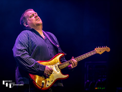 Danny Bryant on guitar & vocals
