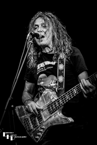Stuart Uren on bass