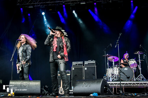 Dokken on stage at Ramblin' Man Fair