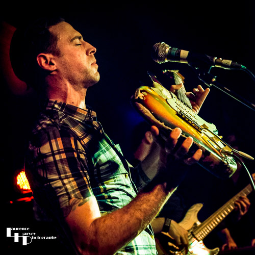 Dan Patlansky on guitar & vocals