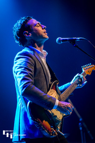 Dan Patlansky on vocals & guitar