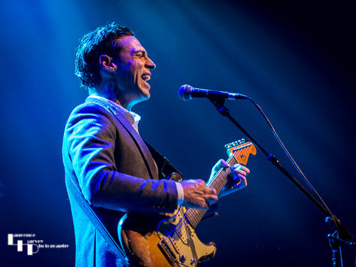 Dan Patlansky on vocals & guitar