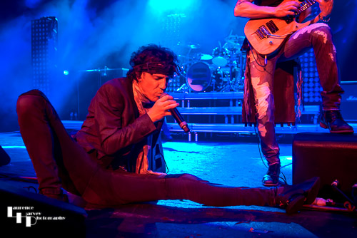 Gary Cherone on vocals