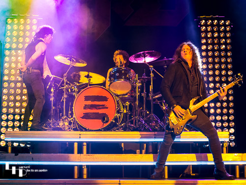 Gary Cherone on vocals, Pat Badger on bass & Kevin Figueiredo on drums