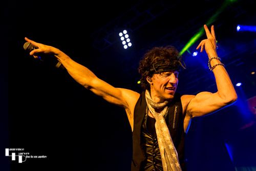 Gary Cherone on vocals
