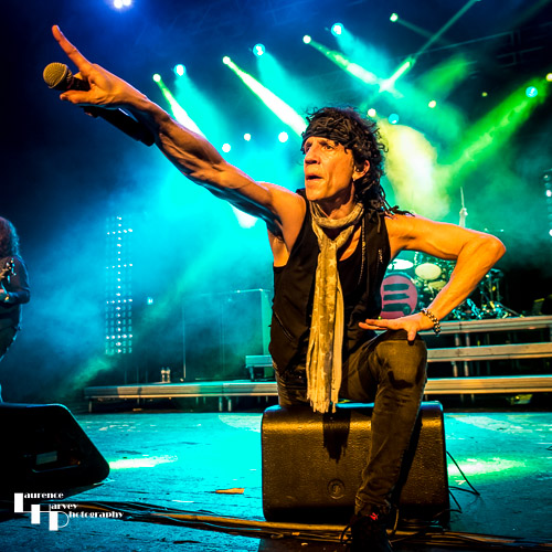 Gary Cherone on vocals