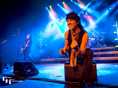 Gary Cherone on vocals