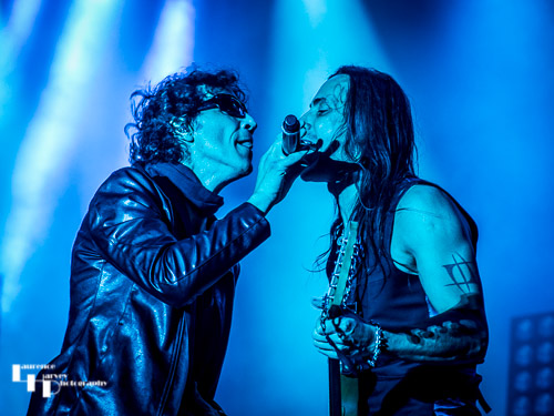 Extreme on stage at Ramblin' Man Fair