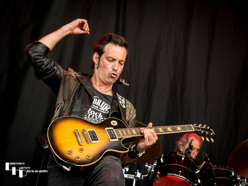 Focus: Menno Gootjes on guitar