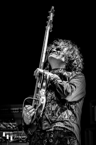 Glenn Hughes on vocals & bass