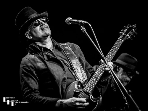 Russell 'Hitman' Alexander on vocals & guitar