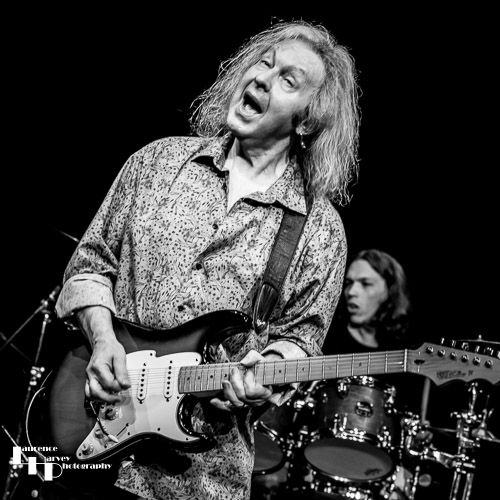 John Verity on vocals & guitar