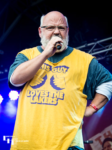 Kyle Gass on vocals