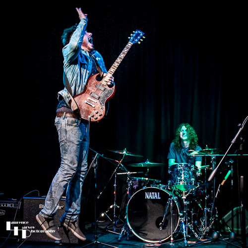 Krissy Matthews on vocals & guitar, Kev Hickman on drums