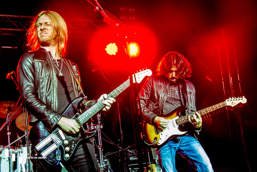 Kenny Wayne Shepherd Band: Kenny Wayne Shepherd on guitar & Noah Hunt on vocals