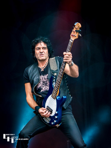 Last In Line: Phil Soussan on bass