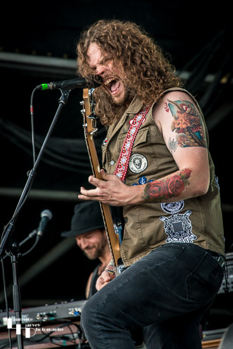 Monster Truck: Jon Harvey on vocals & bass