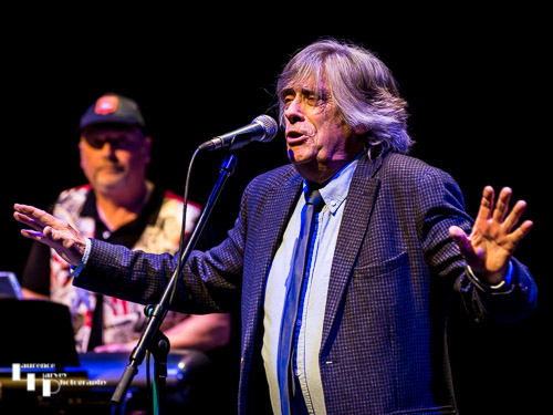 Mike Vernon on vocals