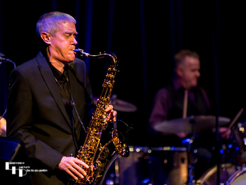 Paulo Tasker on sax
