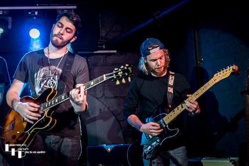 Mikayl Dawood & Drew Wynen on guitar