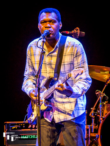 Robert Cray on vocals & guitar