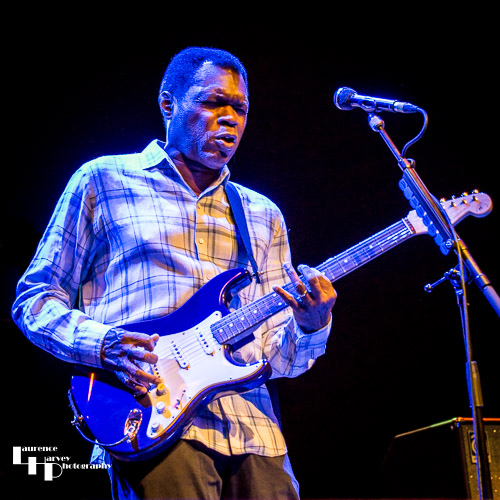 Robert Cray on vocals & guitar