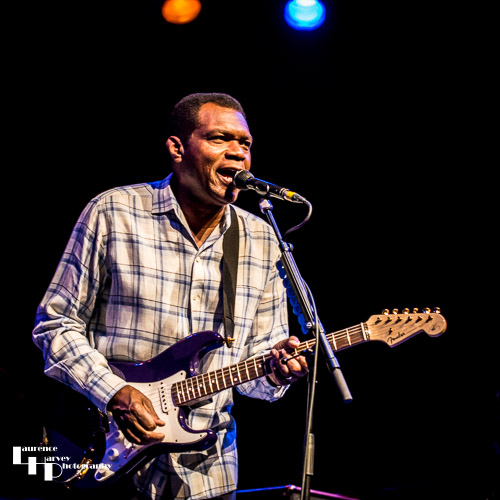 Robert Cray on vocals & guitar