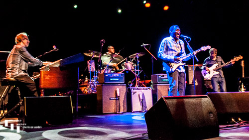 Robert Cray & his band on stage at G Live, with Terence Clark on drums, Richard Cousins on bass & Dover Weinberg on keys