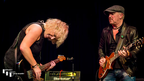 Rebecca Downes on vocals & Steve Birkett on lead guitar