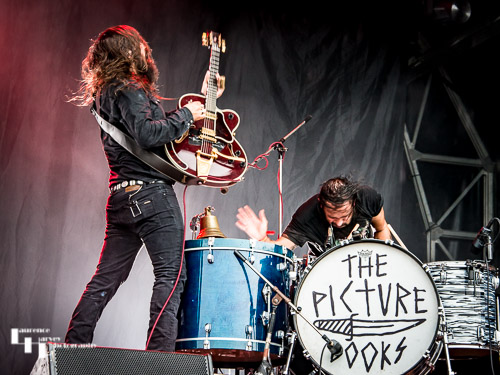 The Picturebooks on stage at Ramblin' Man Fair