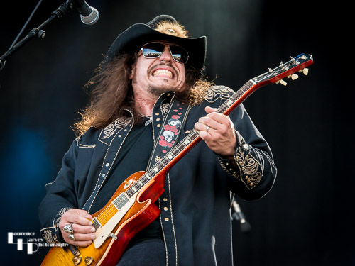 Supersonic Blues Machine: Lance Lopez on vocals & guitar