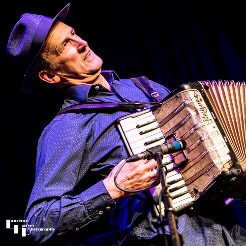 Charlie Hart on vocals & accordion