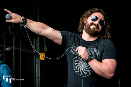Screaming Eagles: Chris Fry on vocals