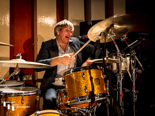 Mario Goossens on drums