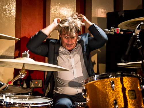 Mario Goossens on drums