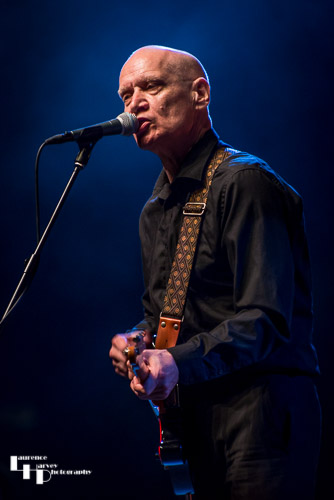 Wilko Johnson on vocals & guitar