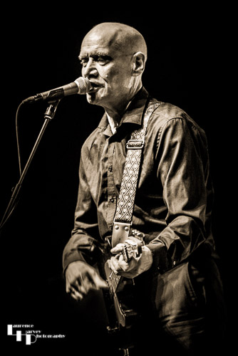 Wilko Johnson on vocals & guitar