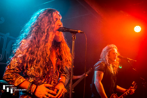 Stevie Westwood on vocals & Daniel 'Seeks' Seekings on guitar