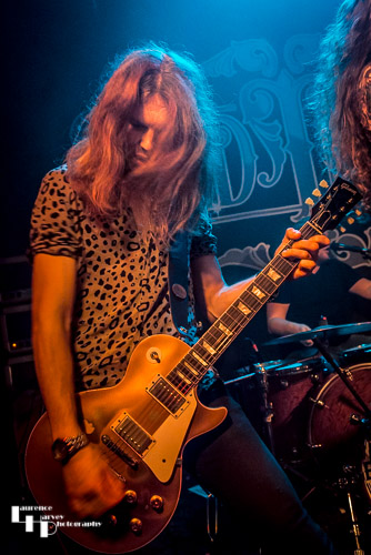 Rob Glendinning on lead guitar